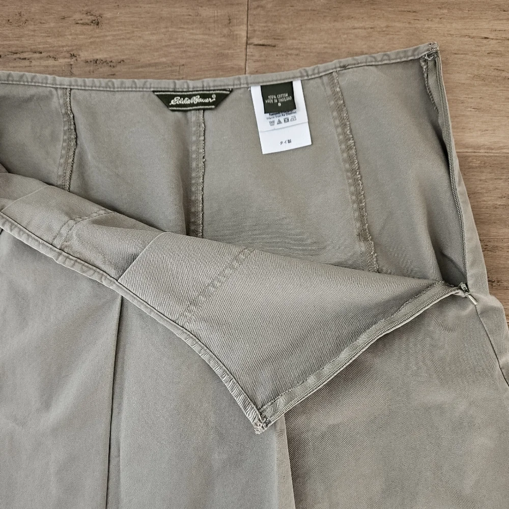 Eddie Bauer tan skirt with front pleats 8
